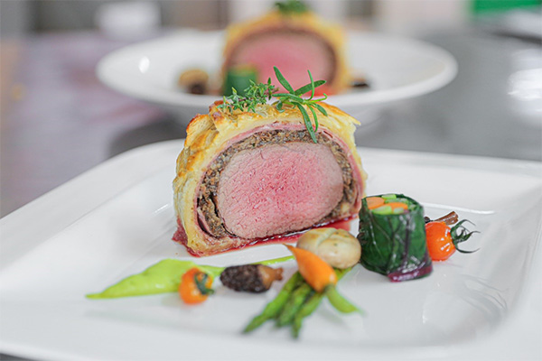beef wellington with chasseur sauce