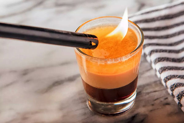 Cách Uống Cocktail B52