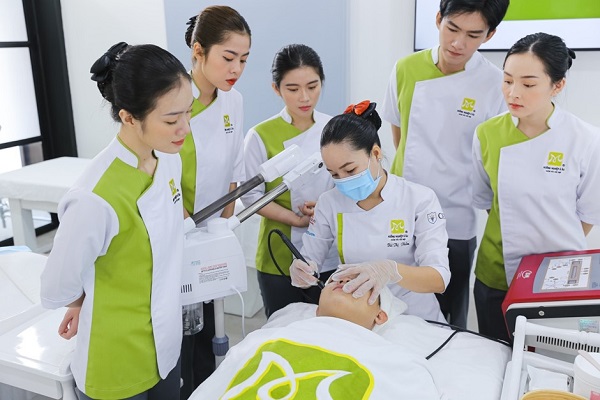 học nghề spa tại hnaau