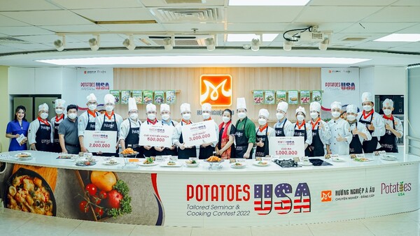 các thí sinh vòng loại cuộc thi khoai tây mỹ tại hà nội