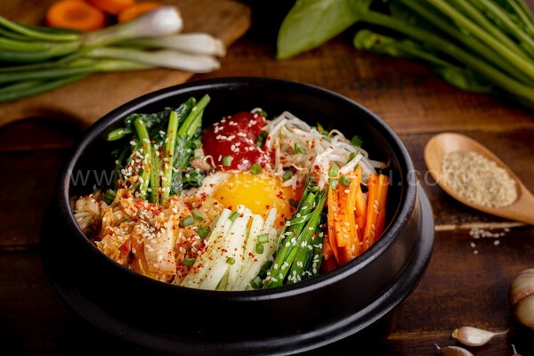 cơm trộn bibimbap hàn quốc