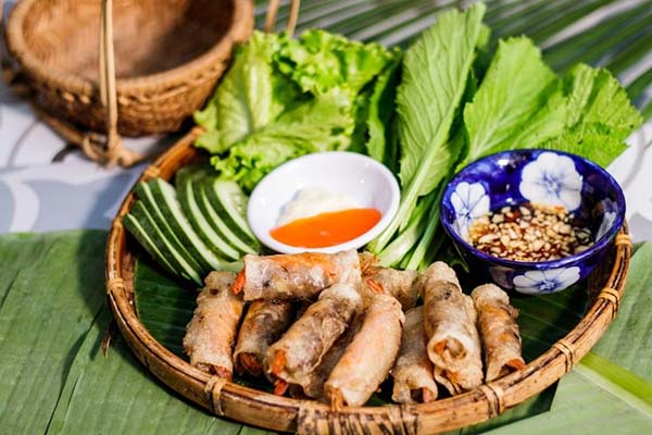 món ngon đà nẵng ram cuốn cải