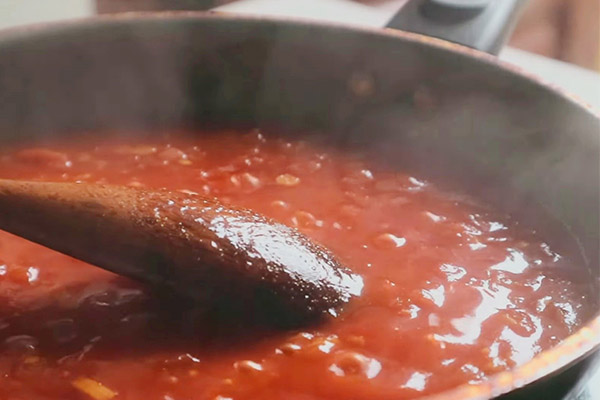 cách làm xốt quả cà chua ngon nhằm ăn kèm