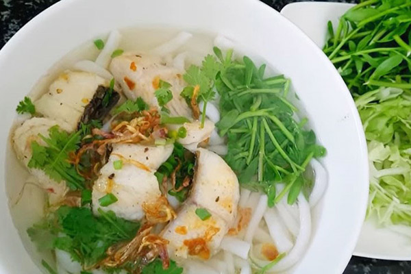 Cách nấu bánh canh cá lóc