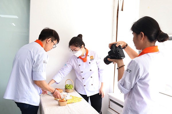 food stylist là công việc yêu cầu sự sáng tạo