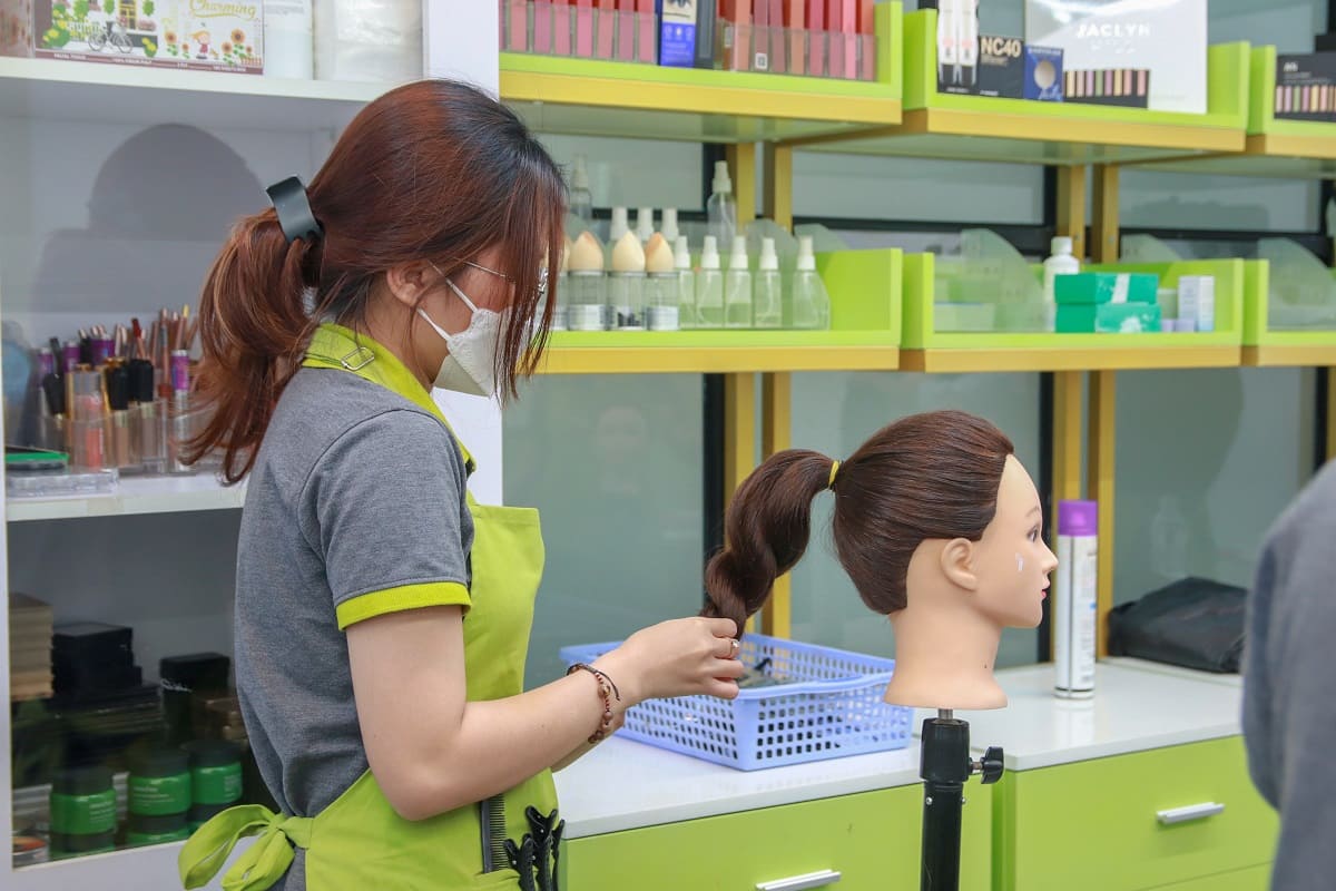 khóa học quản lý hair salon