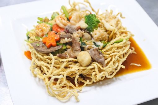 học làm mì xào