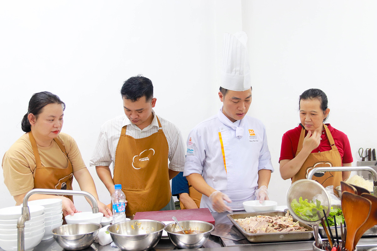 học chế biến nguyên liệu đạm ăn kèm