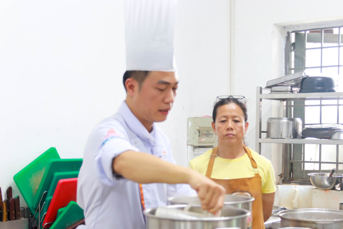 lớp phở khô gia lai