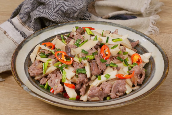 Các cách xào nấm thịt bò bổ dưỡng