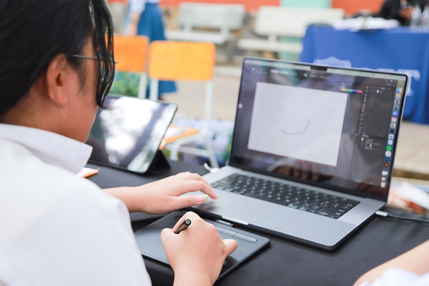 hình ảnh lớp học thực tế khóa học digital art for kids 09