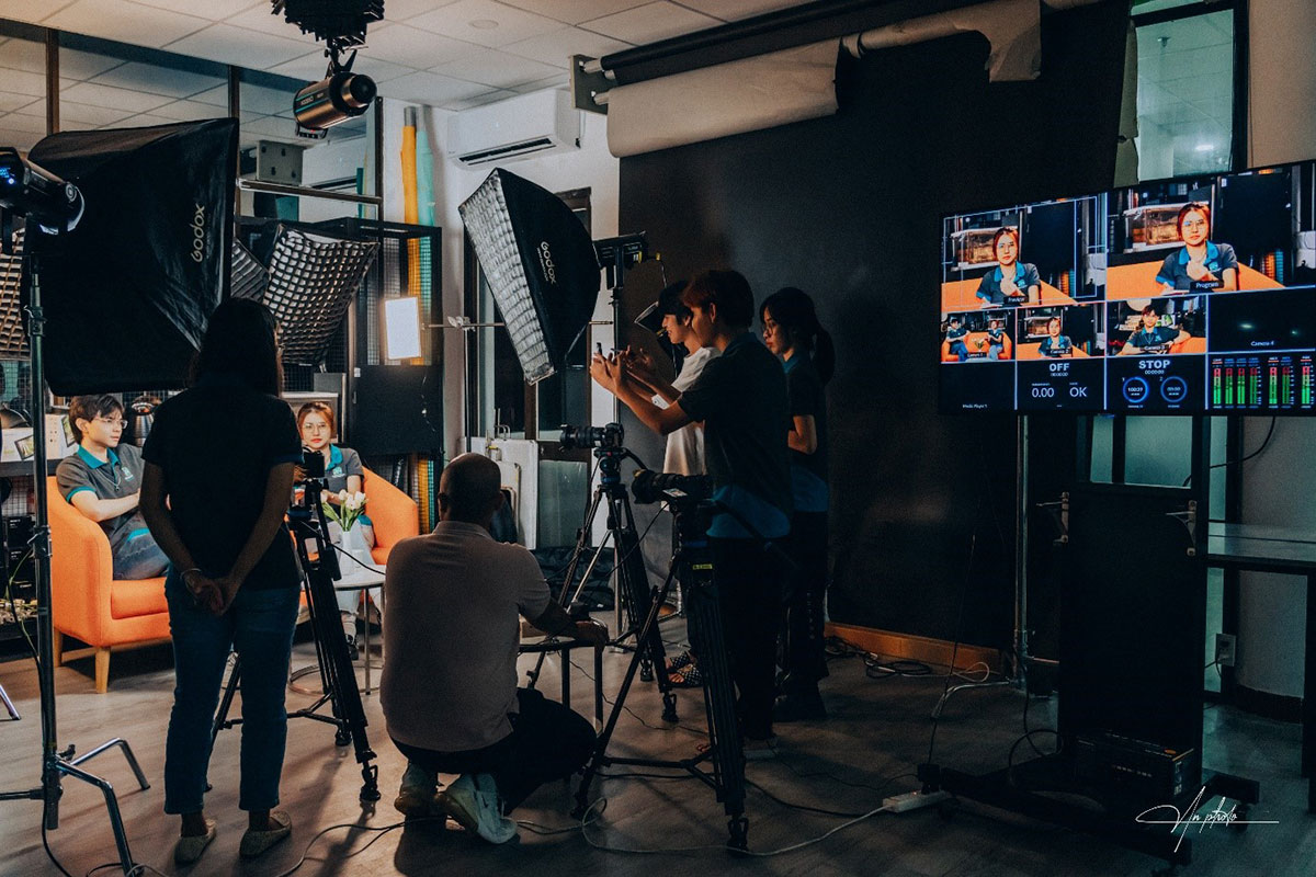 lớp học film production