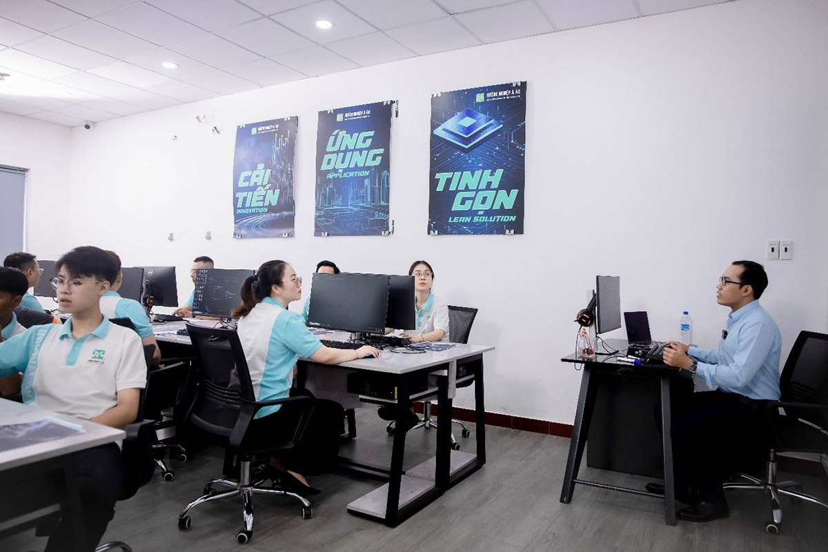 giảng viên hướng dẫn đào tạo trợ lý ai cá nhân