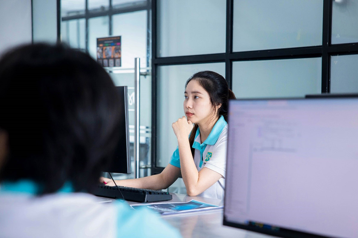 học viên lớp công cụ ai văn phòng