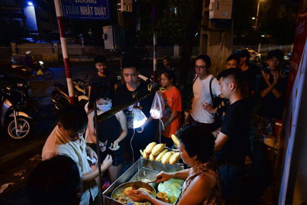Mở quán ăn đêm ngách nhỏ nhưng lời to