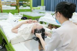 học gội đầu thư giãn và chăm sóc da mặt