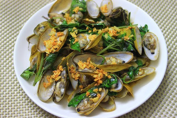 Chem Chép Hấp Sả Ớt