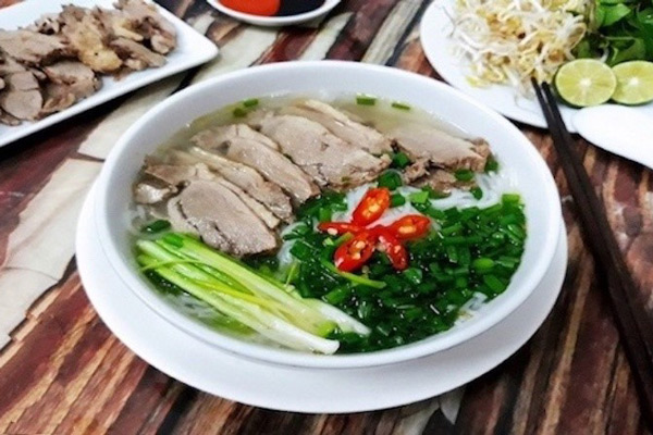 Bún ngan với nước dùng ngọt thanh