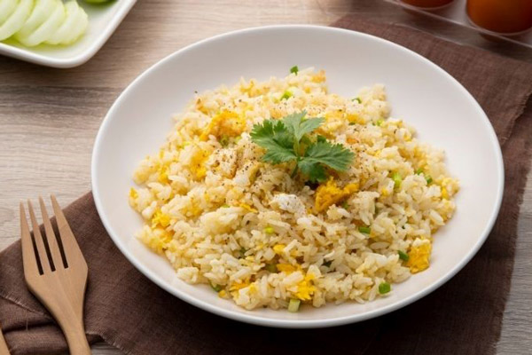 cách làm cơm rang trứng