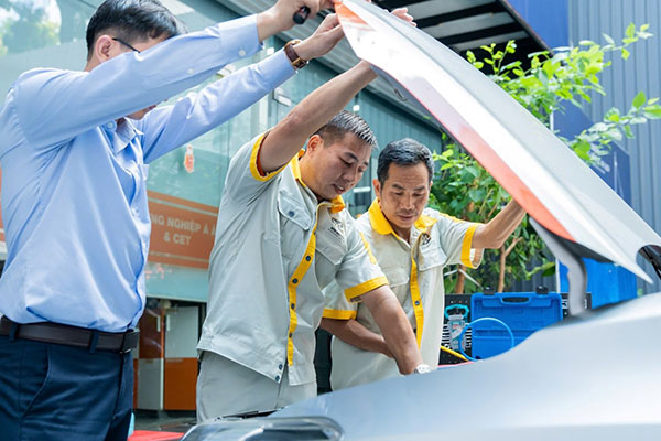 hoc-chuyen-vien-chan-doan-ecu-thumb học Chuyên Viên Chẩn Đoán Ecu thumb