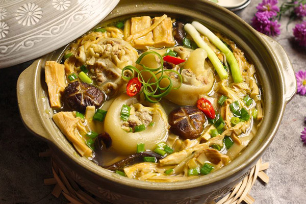 Giá Trị Dinh Dưỡng Của Món Giò Heo Hầm Măng