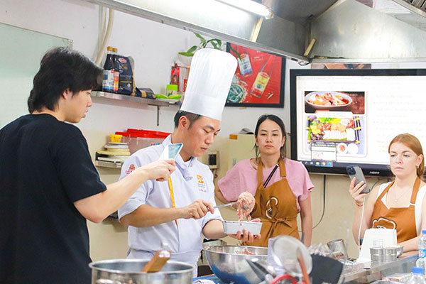 hinh-anh-chuyen-de-banh-mi-hoi-an-vo-nhan-thumb lớp học Chuyên Đề Bánh Mì Hội An (Vỏ - Nhân) thumb