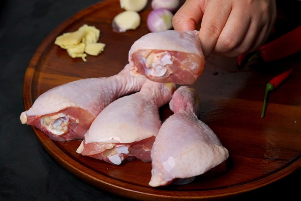 Cách Chọn Gà Tươi Ngon