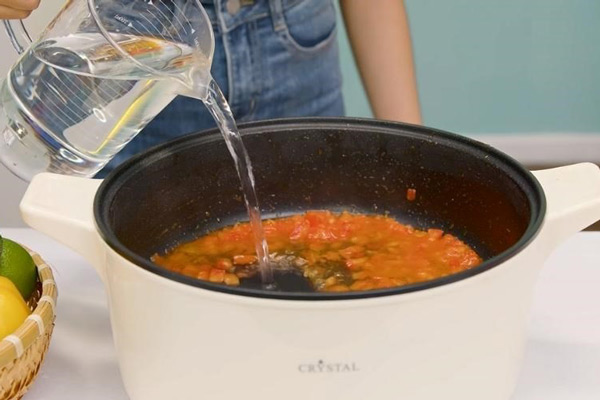 Có Thể Nấu Lẩu Tôm Bầu Bằng Nồi Cơm Điện