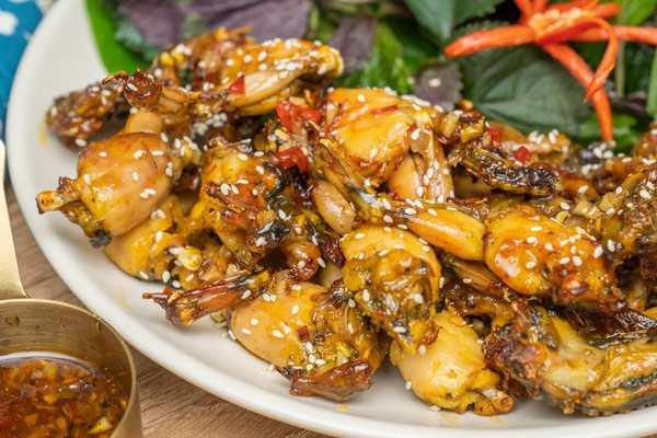 Ếch chiên nước mắm bơ tỏi thơm ngon