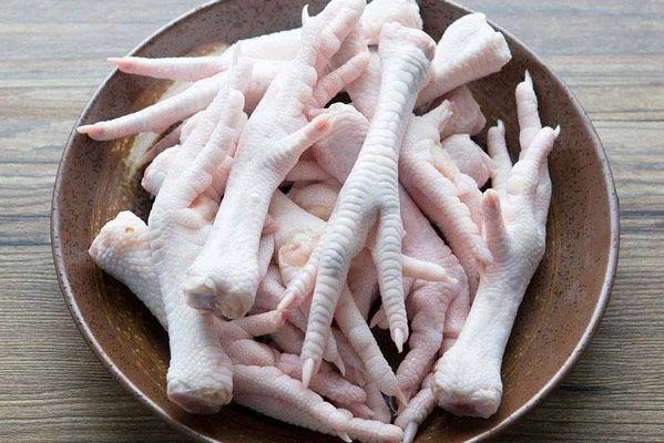 Cách chọn mua chân gà tươi ngon