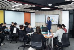 hình ảnh lớp học thực tế của khóa học đào tạo kỹ năng phỏng vấn & tuyển chọn nhân tài 05