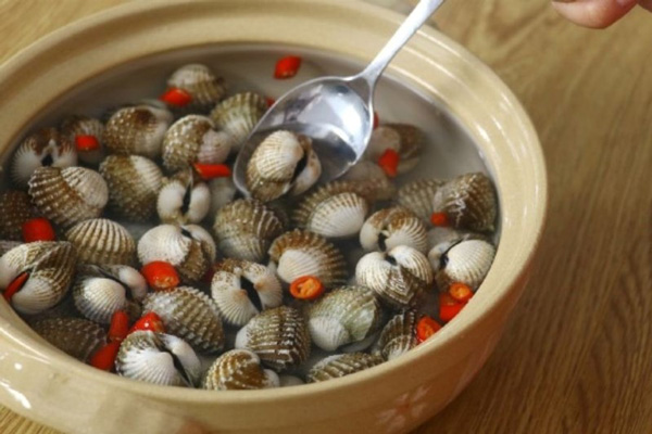 Sơ chế sò huyết